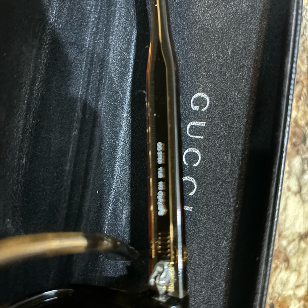Authentic Gucci Sunglasses With Prescription Lens… - image 2